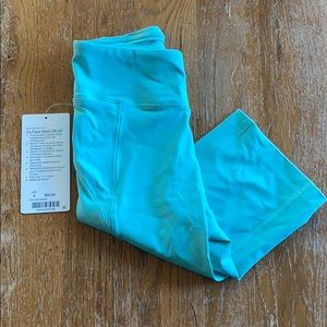 Lulu lemon pace short 10” size 4